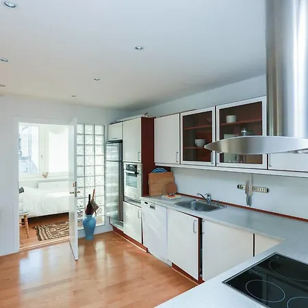 Bright, High-end 3 Bedroom Apt - Prime Location Apartment Copenhagen